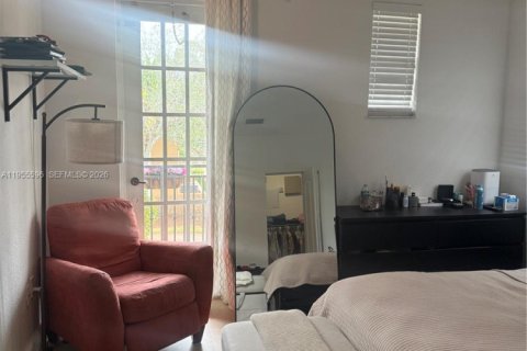 Снять в аренду таунхаус в Пемброк-Пайнс, Флорида 2 спальни, 127.09м2, № 2010316 - фото 18