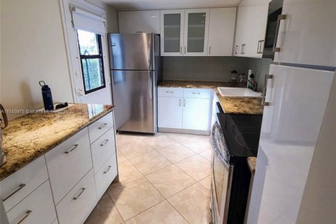 Condo in Aventura, Florida, 2 bedrooms  № 1490283 - photo 4
