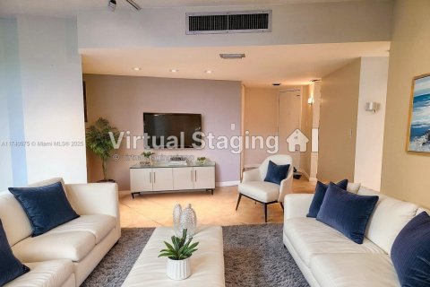 Condo in Aventura, Florida, 2 bedrooms  № 1490283 - photo 8