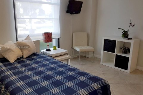 Condo in Aventura, Florida, 2 bedrooms  № 1490283 - photo 21