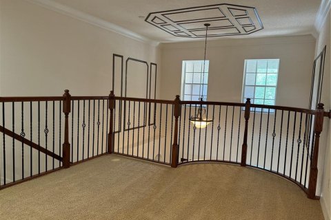 House in Winter Garden, Florida 5 bedrooms, 401.71 sq.m. № 1523447 - photo 9
