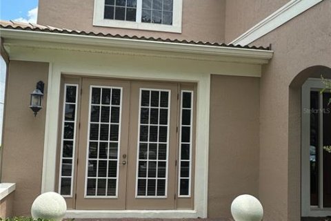 House in Winter Garden, Florida 5 bedrooms, 401.71 sq.m. № 1523447 - photo 3