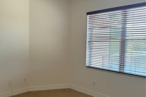 House in Winter Garden, Florida 5 bedrooms, 401.71 sq.m. № 1523447 - photo 30