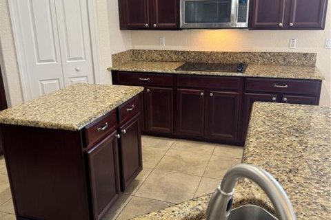 House in Winter Garden, Florida 5 bedrooms, 401.71 sq.m. № 1523447 - photo 22