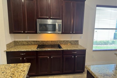 House in Winter Garden, Florida 5 bedrooms, 401.71 sq.m. № 1523447 - photo 16