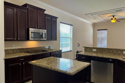House in Winter Garden, Florida 5 bedrooms, 401.71 sq.m. № 1523447 - photo 15