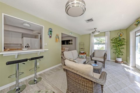 House in Venice, Florida 2 bedrooms, 141.95 sq.m. № 2142350 - photo 20