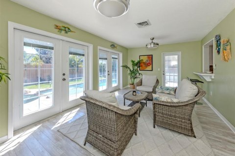 House in Venice, Florida 2 bedrooms, 141.95 sq.m. № 2142350 - photo 7