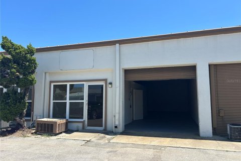 Commercial property in Ocala, Florida 1638.89 sq.m. № 1670626 - photo 5