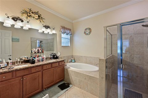 Villa ou maison à vendre à Bradenton, Floride: 4 chambres, 207.26 m2 № 2401098 - photo 17