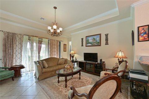 Villa ou maison à vendre à Bradenton, Floride: 4 chambres, 207.26 m2 № 2401098 - photo 8