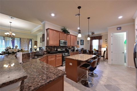 Villa ou maison à vendre à Bradenton, Floride: 4 chambres, 207.26 m2 № 2401098 - photo 4