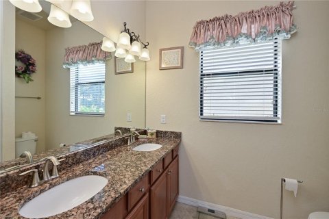 Villa ou maison à vendre à Bradenton, Floride: 4 chambres, 207.26 m2 № 2401098 - photo 16