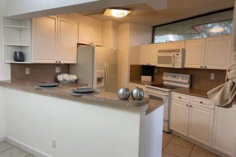 Touwnhouse à louer à Boca Raton, Floride: 2 chambres, 120.96 m2 № 2154731 - photo 2