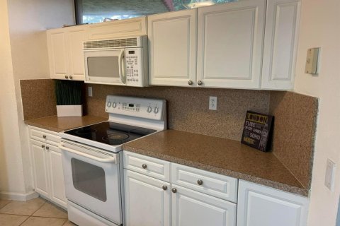 Touwnhouse à louer à Boca Raton, Floride: 2 chambres, 120.96 m2 № 2154731 - photo 4