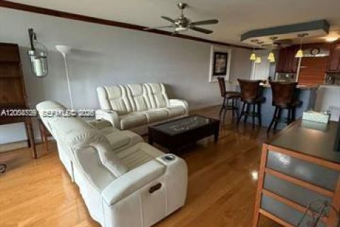Copropriété à louer à Pompano Beach, Floride: 2 chambres, 102.19 m2 № 2168152 - photo 14
