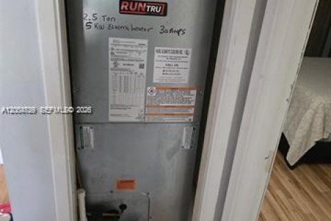 Copropriété à louer à Pompano Beach, Floride: 2 chambres, 102.19 m2 № 2168152 - photo 23