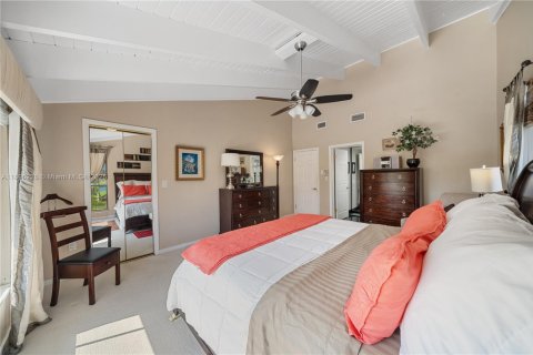 Touwnhouse à vendre à Miami, Floride: 2 chambres, 146.6 m2 № 1950777 - photo 6