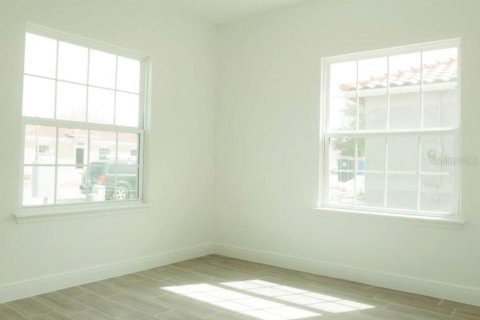 Villa ou maison à vendre à Kissimmee, Floride: 2 chambres, 98.1 m2 № 2208859 - photo 9