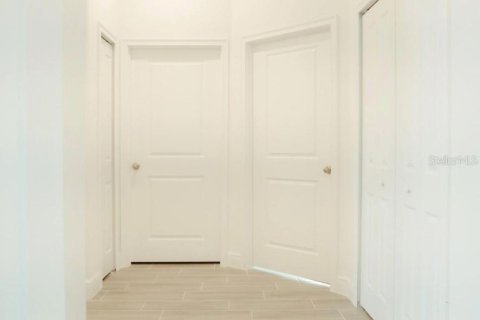 Villa ou maison à vendre à Kissimmee, Floride: 2 chambres, 98.1 m2 № 2208859 - photo 6