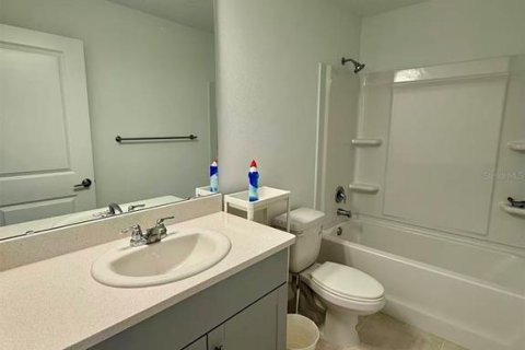 Adosado en alquiler en Kissimmee, Florida, 3 dormitorios, 127.74 m2 № 1916265 - foto 10