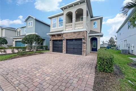 House in Kissimmee, Florida 5 bedrooms, 309.18 sq.m. № 1740383 - photo 6