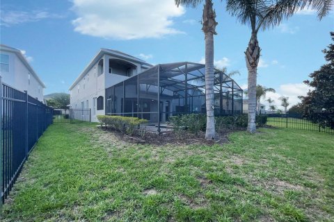 House in Kissimmee, Florida 5 bedrooms, 309.18 sq.m. № 1740383 - photo 5
