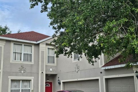 Casa en Oviedo, Florida 6 dormitorios, 328.41 m2 № 2119256
