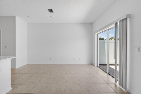 Touwnhouse à vendre à Bradenton, Floride: 3 chambres, 127.55 m2 № 2095448 - photo 9