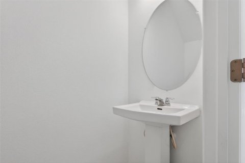 Touwnhouse à vendre à Bradenton, Floride: 3 chambres, 127.55 m2 № 2095448 - photo 11