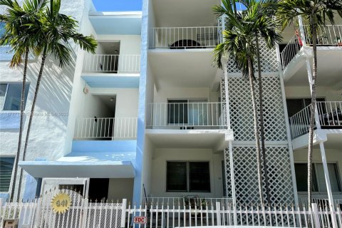 Copropriété à vendre à Miami Beach, Floride: 43.66 m2 № 1713741 - photo 19