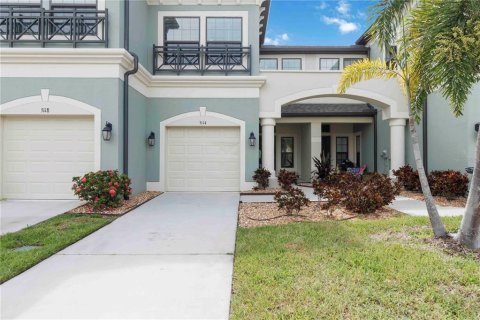 Townhouse in Bradenton, Florida 3 bedrooms, 156.08 sq.m. № 1807988 - photo 2