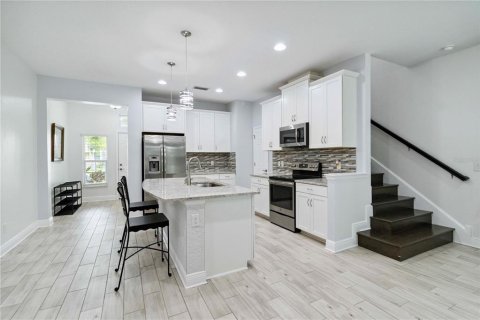 Townhouse in Bradenton, Florida 3 bedrooms, 156.08 sq.m. № 1807988 - photo 8