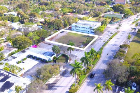 Terrain à vendre à Miami, Floride № 2049227 - photo 9