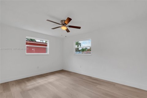 Villa ou maison à louer à Miami Gardens, Floride: 4 chambres, 130.43 m2 № 2001527 - photo 12