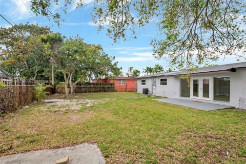 Villa ou maison à louer à Miami Gardens, Floride: 4 chambres, 130.43 m2 № 2001527 - photo 17
