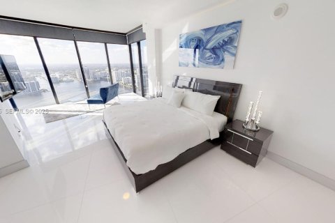 Condominio en venta en Miami Beach, Florida, 3 dormitorios, 290.78 m2 № 1992294 - foto 23