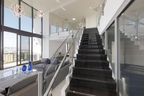 Condominio en venta en Miami Beach, Florida, 3 dormitorios, 290.78 m2 № 1992294 - foto 21