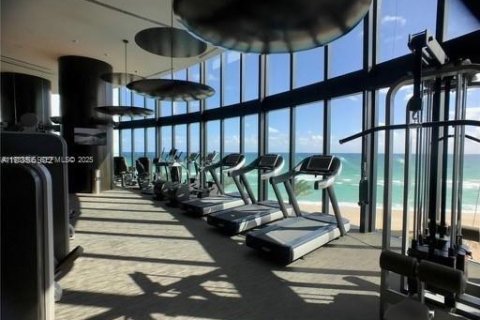 Condominio en venta en Miami Beach, Florida, 3 dormitorios, 290.78 m2 № 1992294 - foto 7