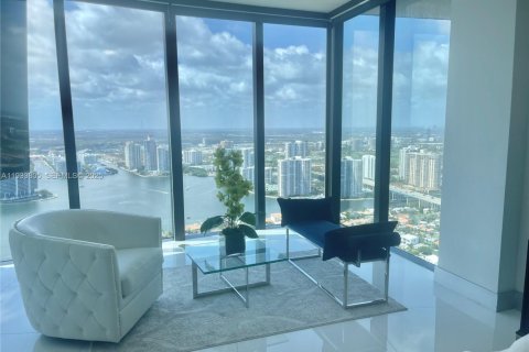 Condominio en venta en Miami Beach, Florida, 3 dormitorios, 290.78 m2 № 1992294 - foto 26