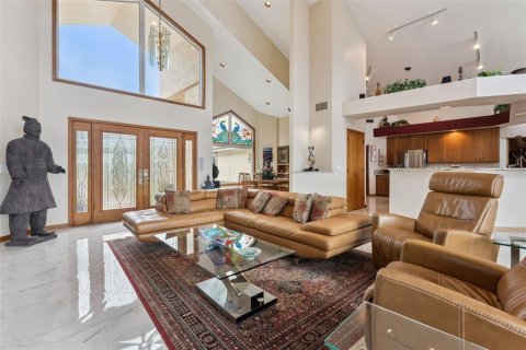 Купить виллу или дом в Уиндермир, Флорида 8 комнат, 286.7м2, № 2149747 - фото 17