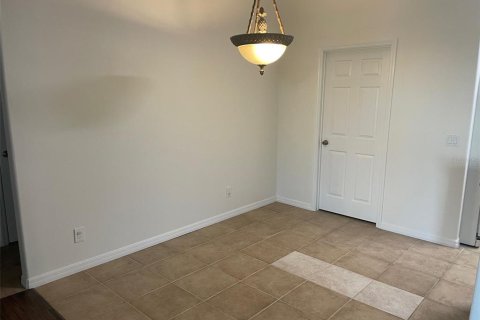 House in Port Charlotte, Florida 4 bedrooms, 215.63 sq.m. № 2351818 - photo 11