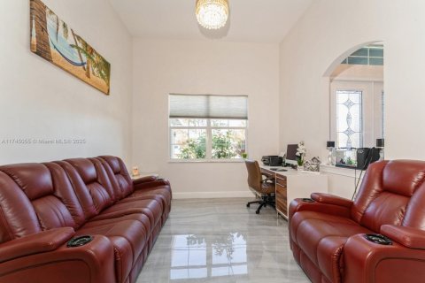 Casa en venta en St. Lucie, Florida, 4 dormitorios, 235.79 m2 № 1707130 - foto 17