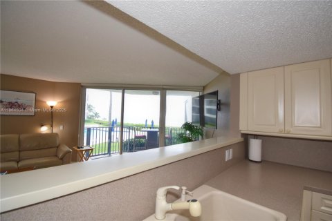 Купить кондоминиум в Хайленд-Бич, Флорида 2 спальни, 208.1м2, № 1950597 - фото 17