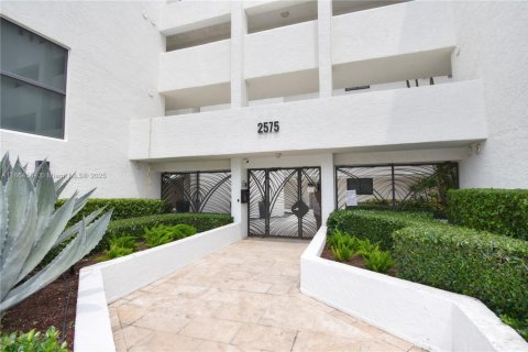 Купить кондоминиум в Хайленд-Бич, Флорида 2 спальни, 208.1м2, № 1950597 - фото 10