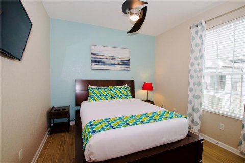 Condo in Orlando, Florida, 3 bedrooms  № 1813813 - photo 12