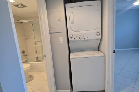 Купить кондоминиум в Коконат Крик, Флорида 3 комнаты, 107.4м2, № 2261259 - фото 17