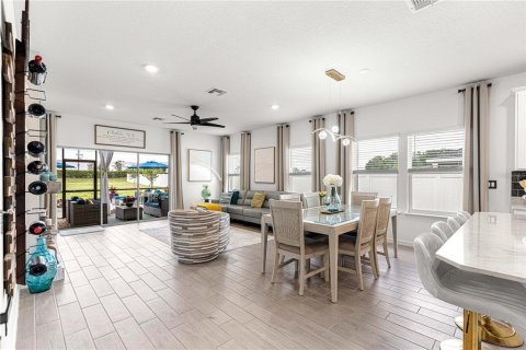 House in Ocala, Florida 3 bedrooms, 159.05 sq.m. № 2215135 - photo 13