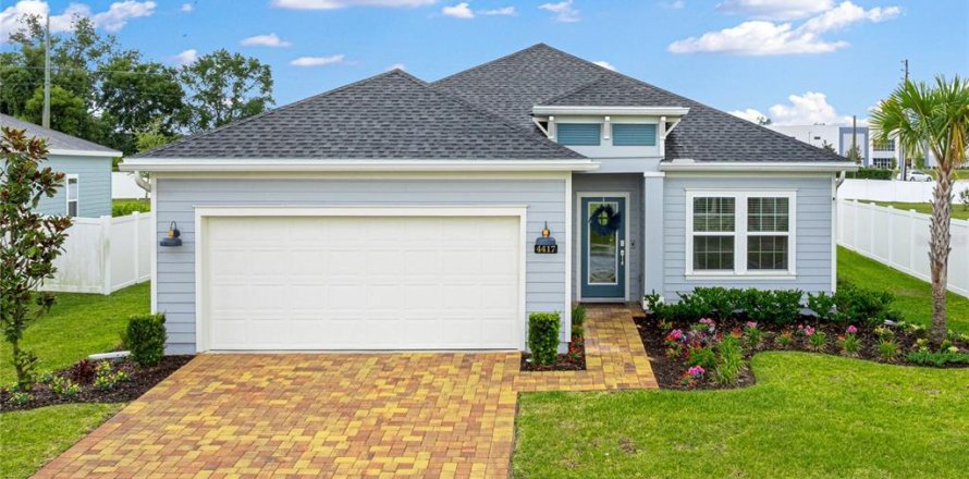 House in Ocala, Florida 3 bedrooms, 159.05 sq.m. № 2215135