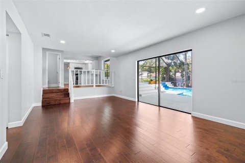 House in Tampa, Florida 3 bedrooms, 172.8 sq.m. № 1829854 - photo 22